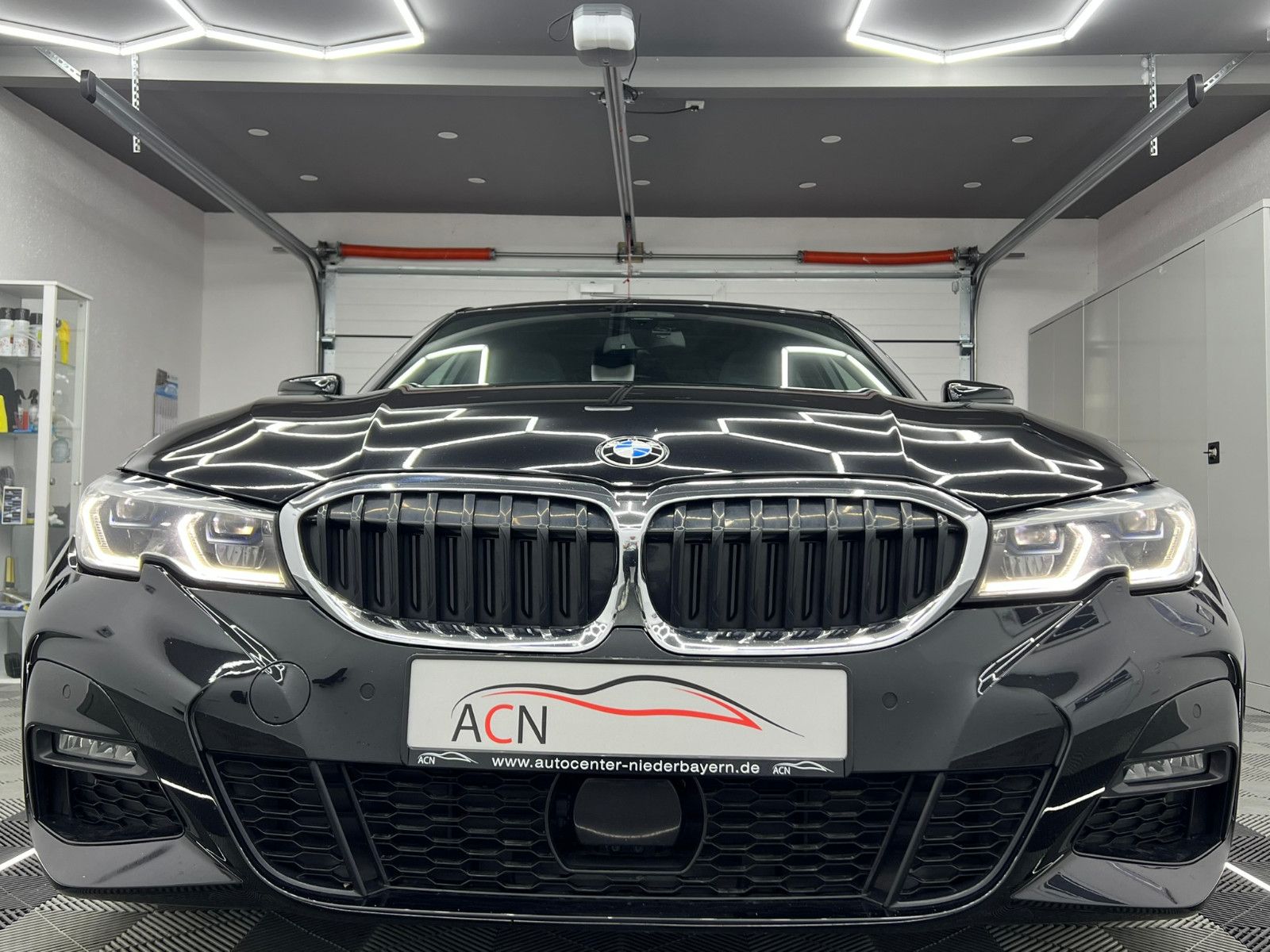 Fahrzeugabbildung BMW 330 i M Sport/LASER/eGSD/HuD/VRTL COCKPIT/DE FZG