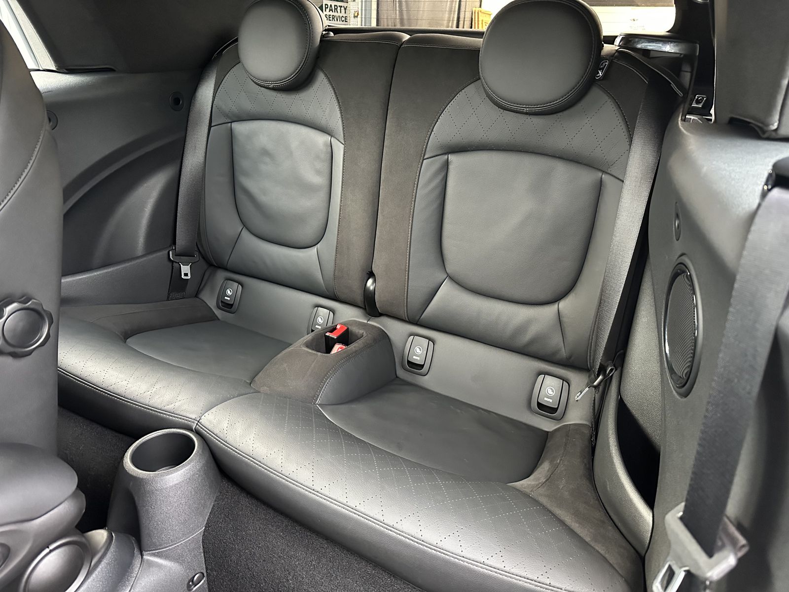 Fahrzeugabbildung MINI Cooper S Cabrio Aut. NAV+LED+DISDISPLAY+KAMERA