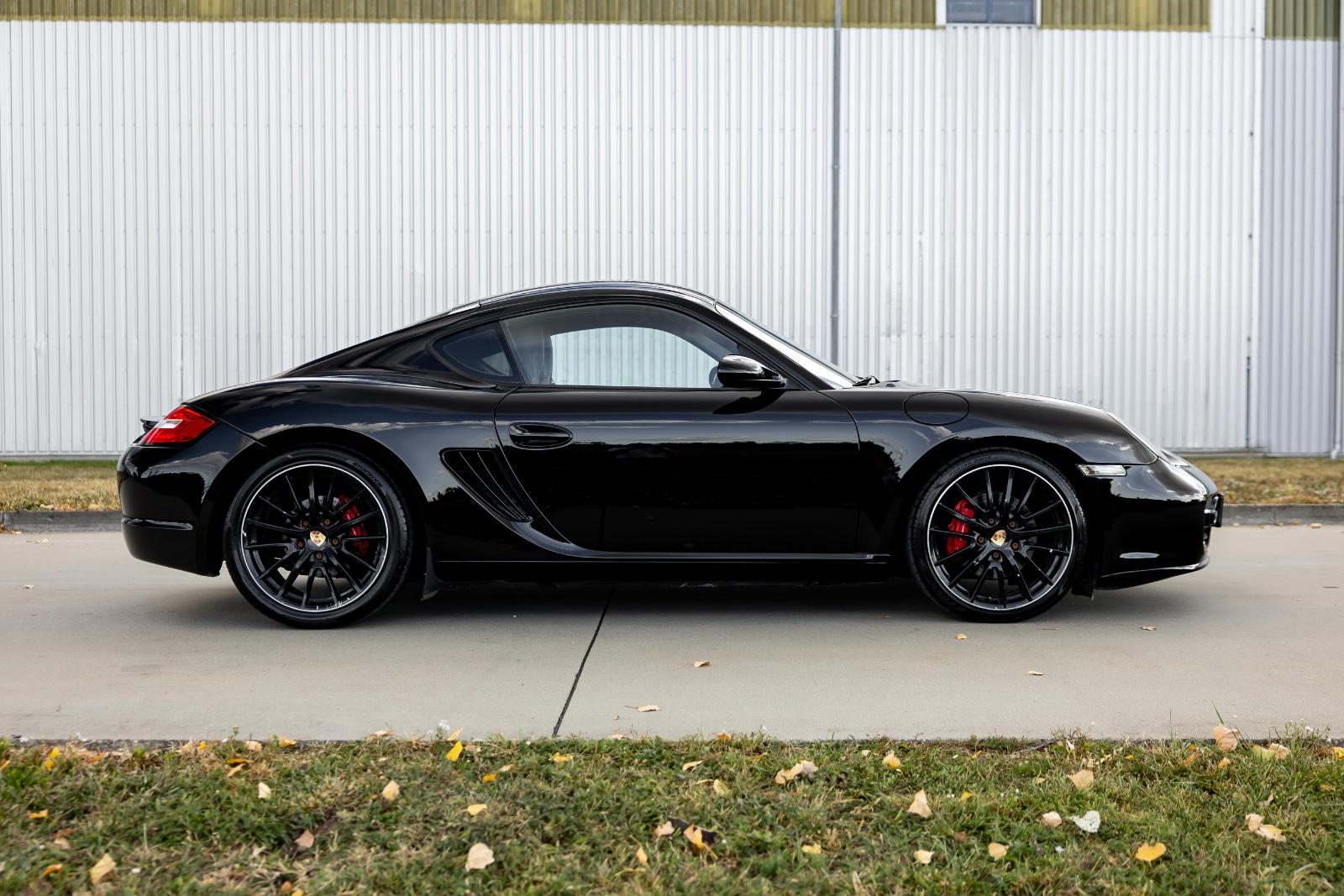 Porsche Cayman S Sport Edition 303ch - 2 ème main - Entretien complet - Révision complète - Pneus neufs - Volant alcantara