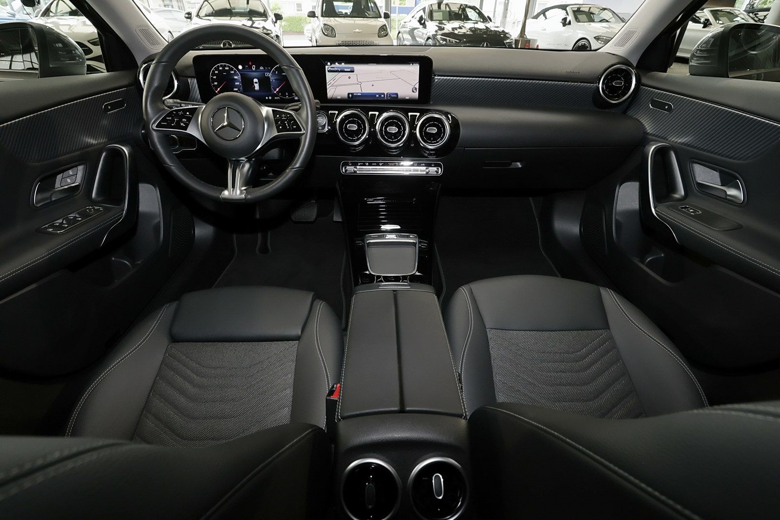 Mercedes-Benz A 180 d AHK DISTRO KAMERA 17 MBUX LED foto 5