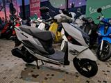 Suzuki AVENIS 125 TOP PREISLEISTUNG ab 16 J. fahrbar - SUZUKI AVENIS 125