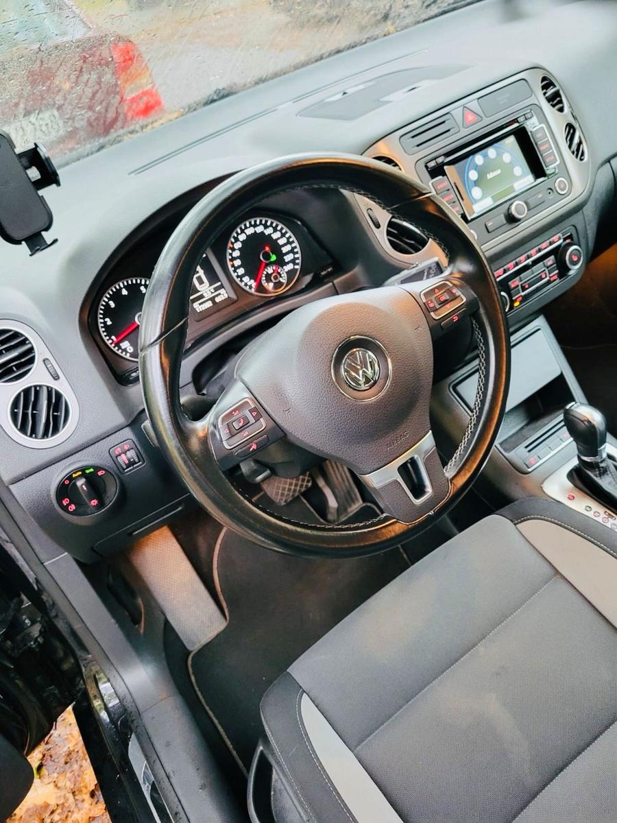 Volkswagen Golf Plus 2013 — photo 9