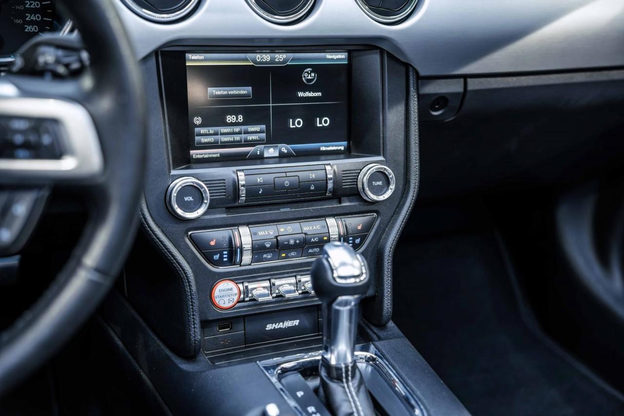 Ford Mustang Convertible 2.3 NAVI *DEU* Kamera XENON