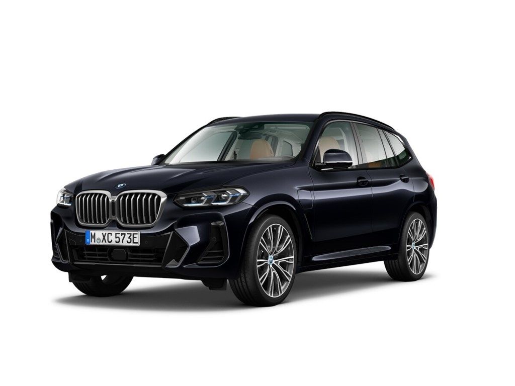 BMW X3 — hlavná fotografia