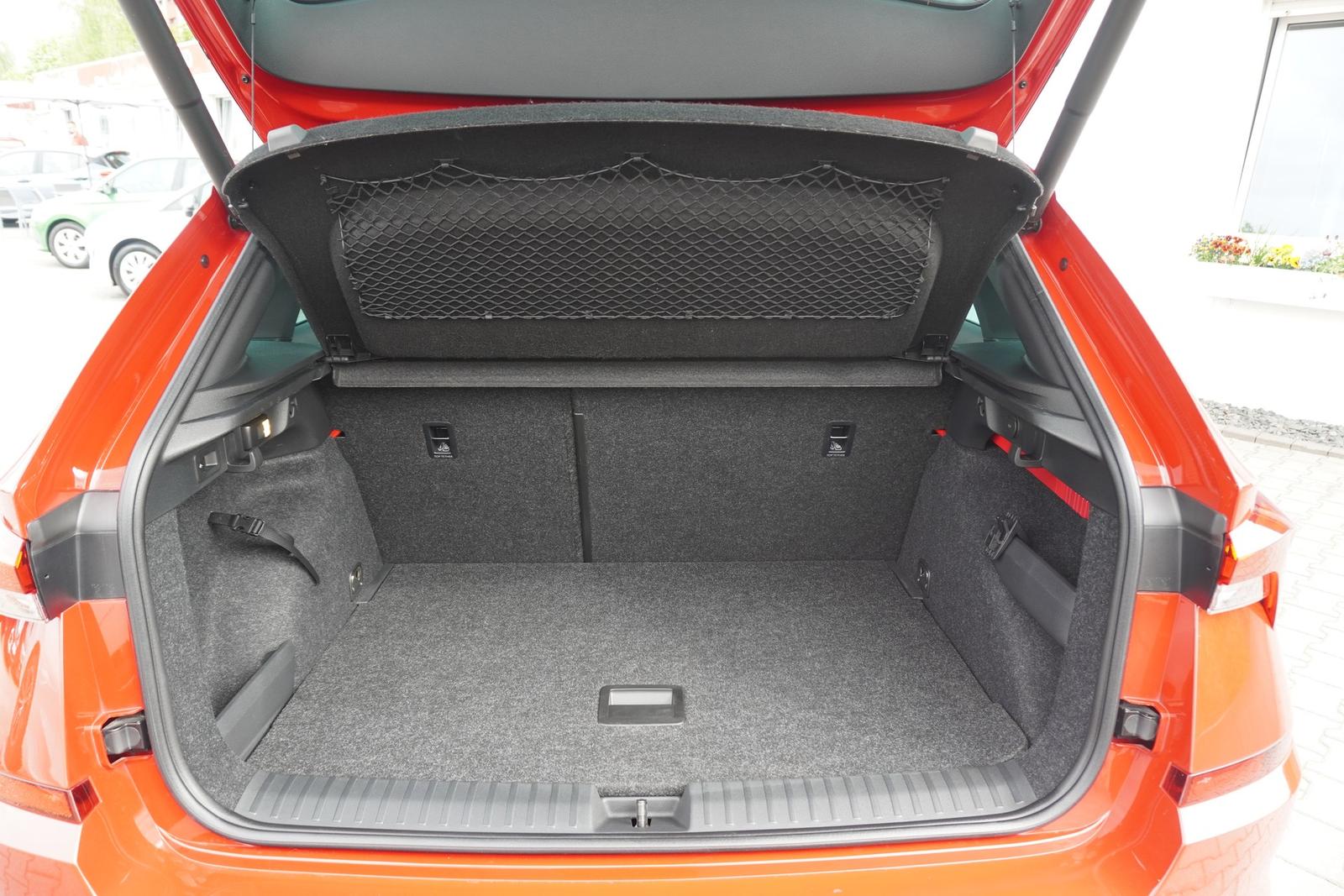 Skoda Kamiq 1.0 TSI DSG Monte Carlo LED Navi Panorama