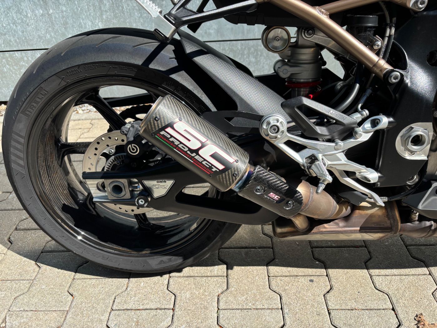 Fahrzeugabbildung BMW S 1000 RR M-Paket Dynamik-Paket Carbonräder