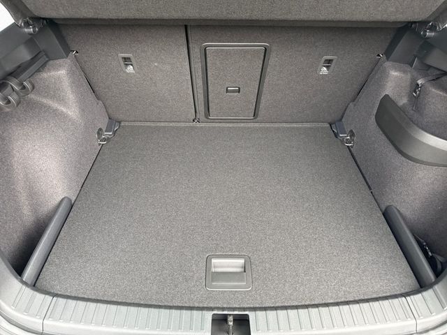 Karoq Tour 1.5 TSI 110kW 360°+PANO+AHK+NAVI+LED