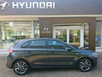 Fahrzeugabbildung Hyundai i30 1.0 T-GDI 48V- Hybrid  Trend  iMT