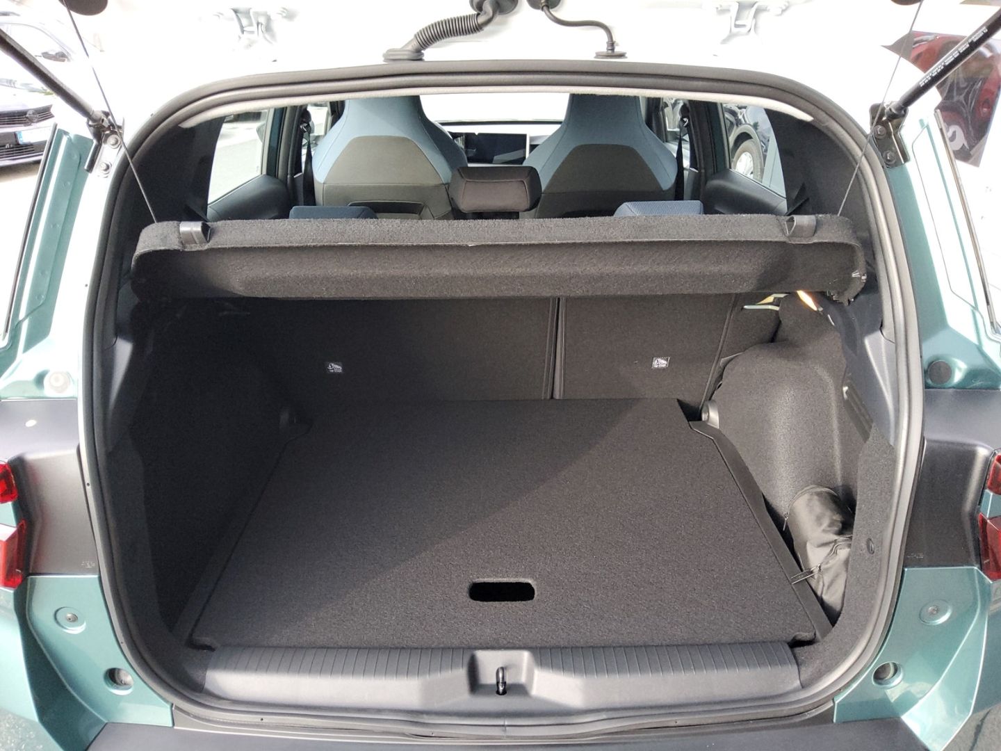 Fahrzeugabbildung Opel Frontera Edition, Tech-Paket, LED, Rückfahrkamer