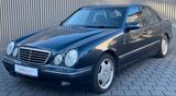 Mercedes-Benz E 240 ELEGANCE LPG SHZ Tempomat Schiebedach - gebrauchte Mercedes-Benz E 240 aus dem Jahr 2000