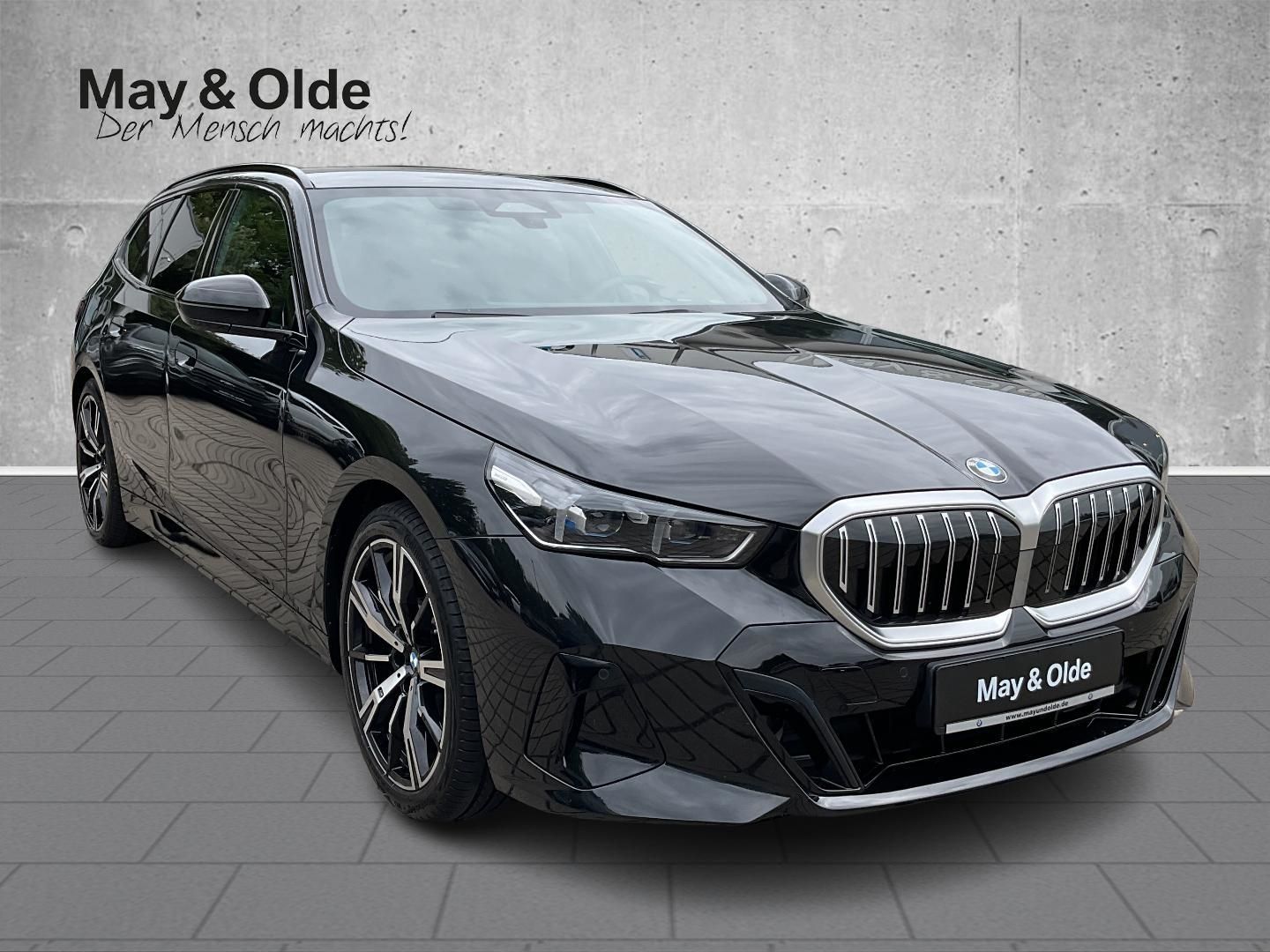 BMW 520 i Touring M Sport AHK 20'' ACC H K Iconic foto 4