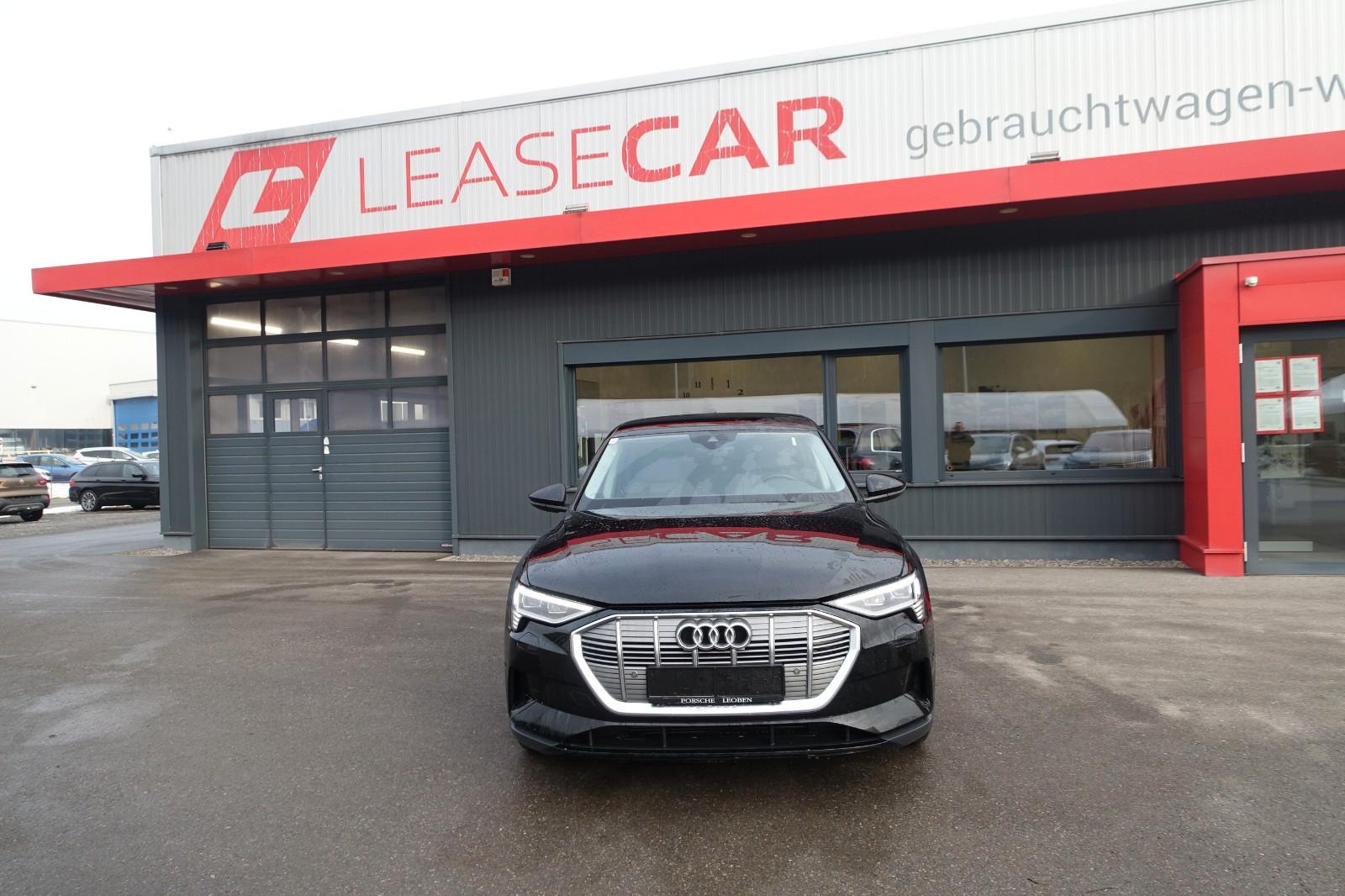 Audi e-tron 50 quattro EXP € 17990:--