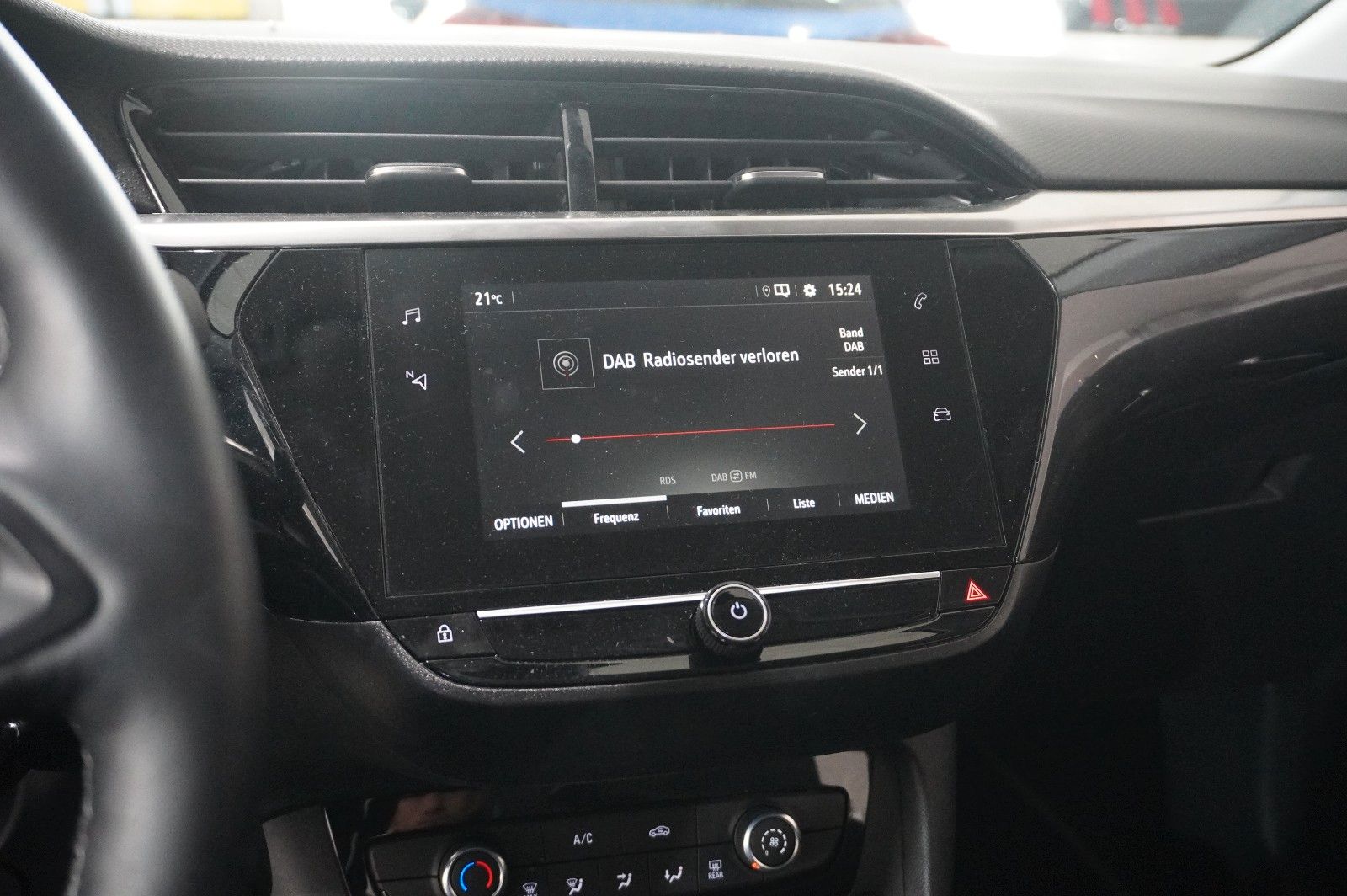 Fahrzeugabbildung Opel Corsa F 1.2 ELEGANCE NAVI/LED/VIRTUAL/SPORT/DAB+