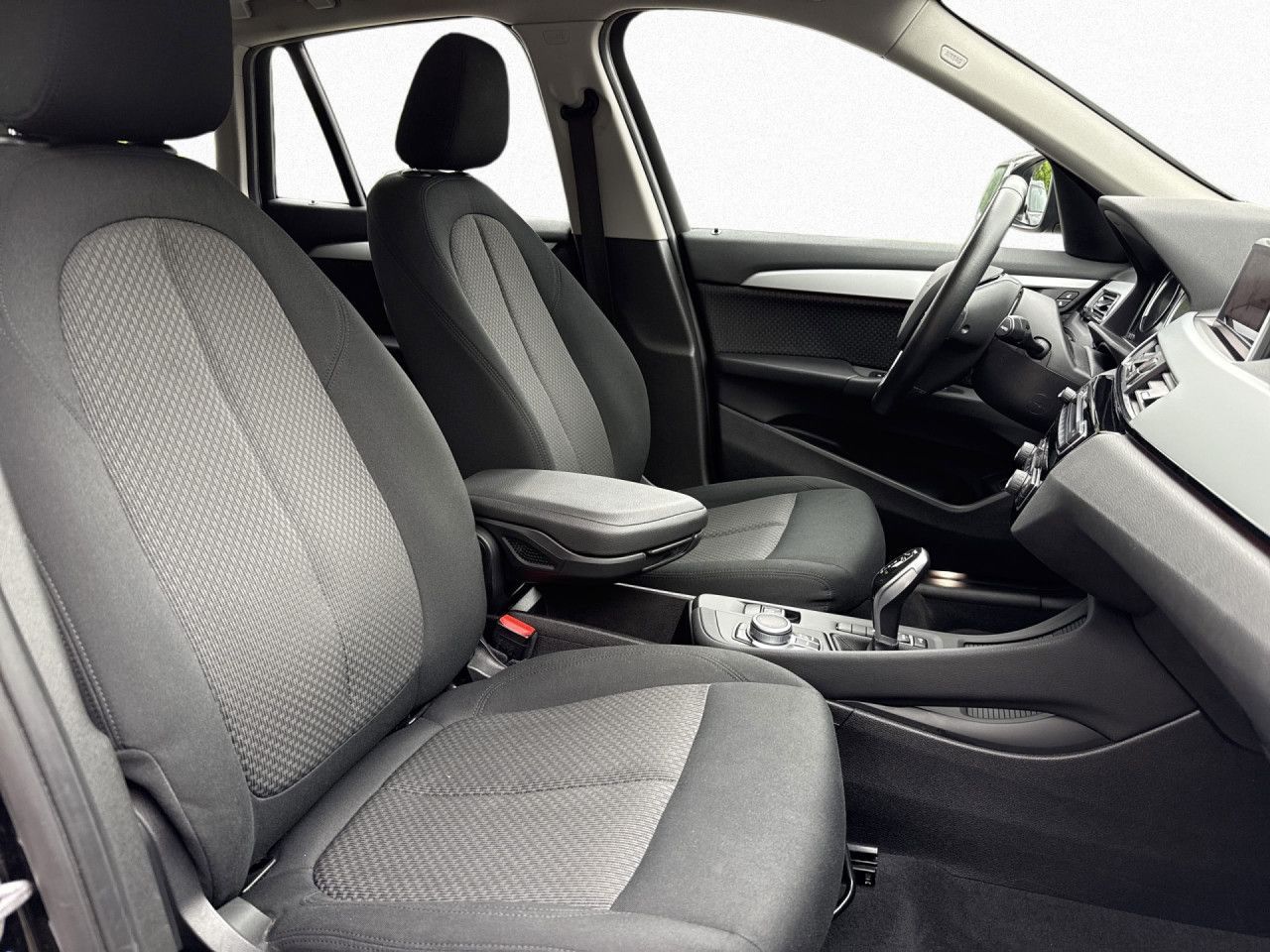 BMW X1 sDrive18d Aut. Advantage Pano,Keyl.,Nav,Tempo foto 10