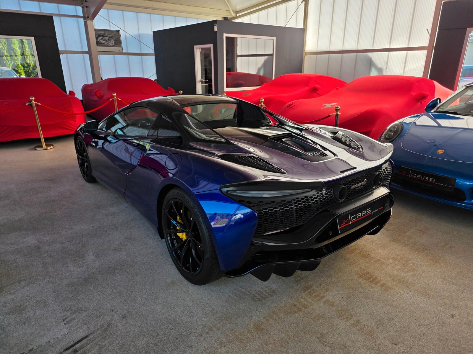 McLaren Artura Spider
