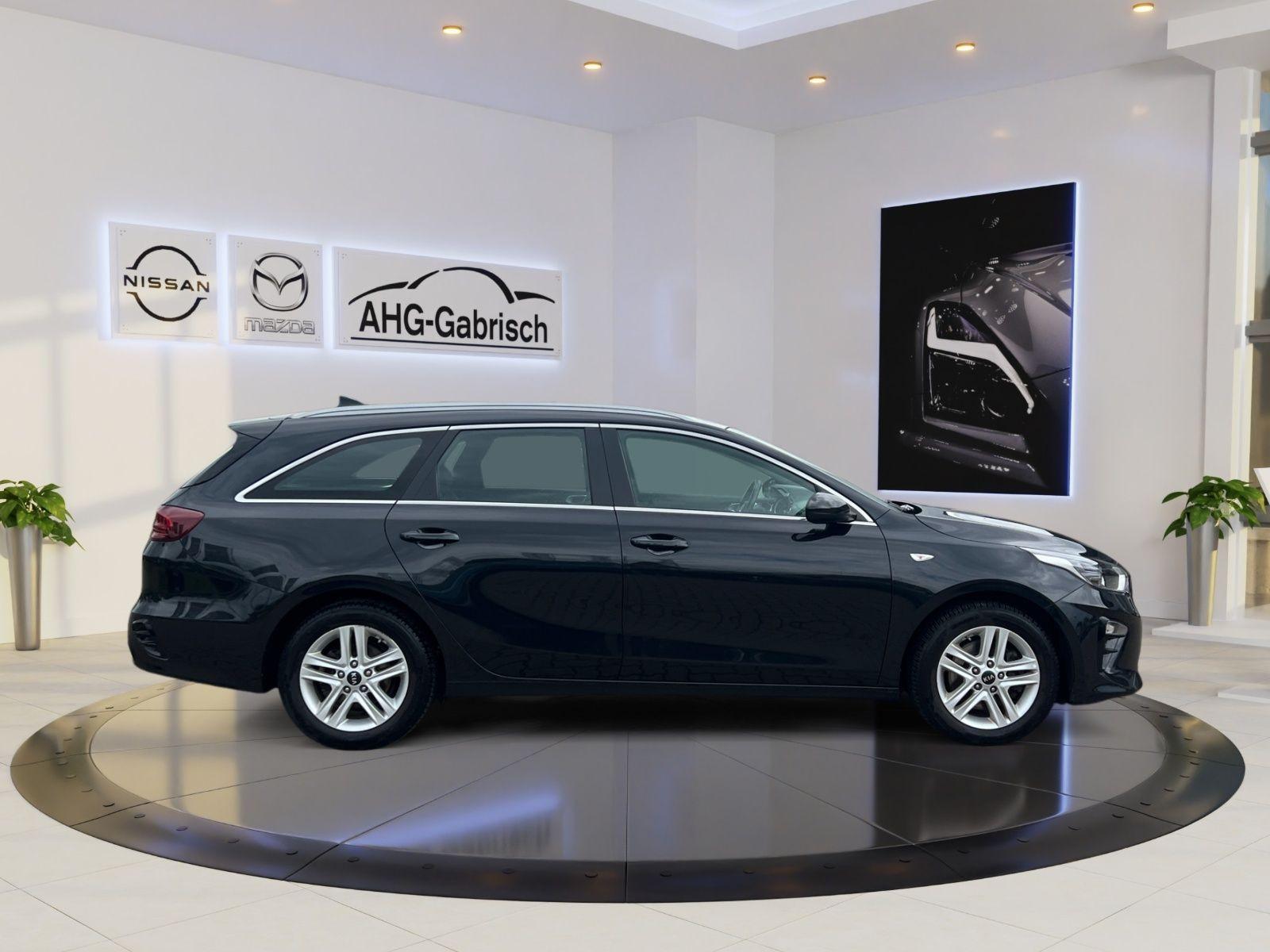 Kia Ceed 1.4 TGDI Vision, RF-Kamera
