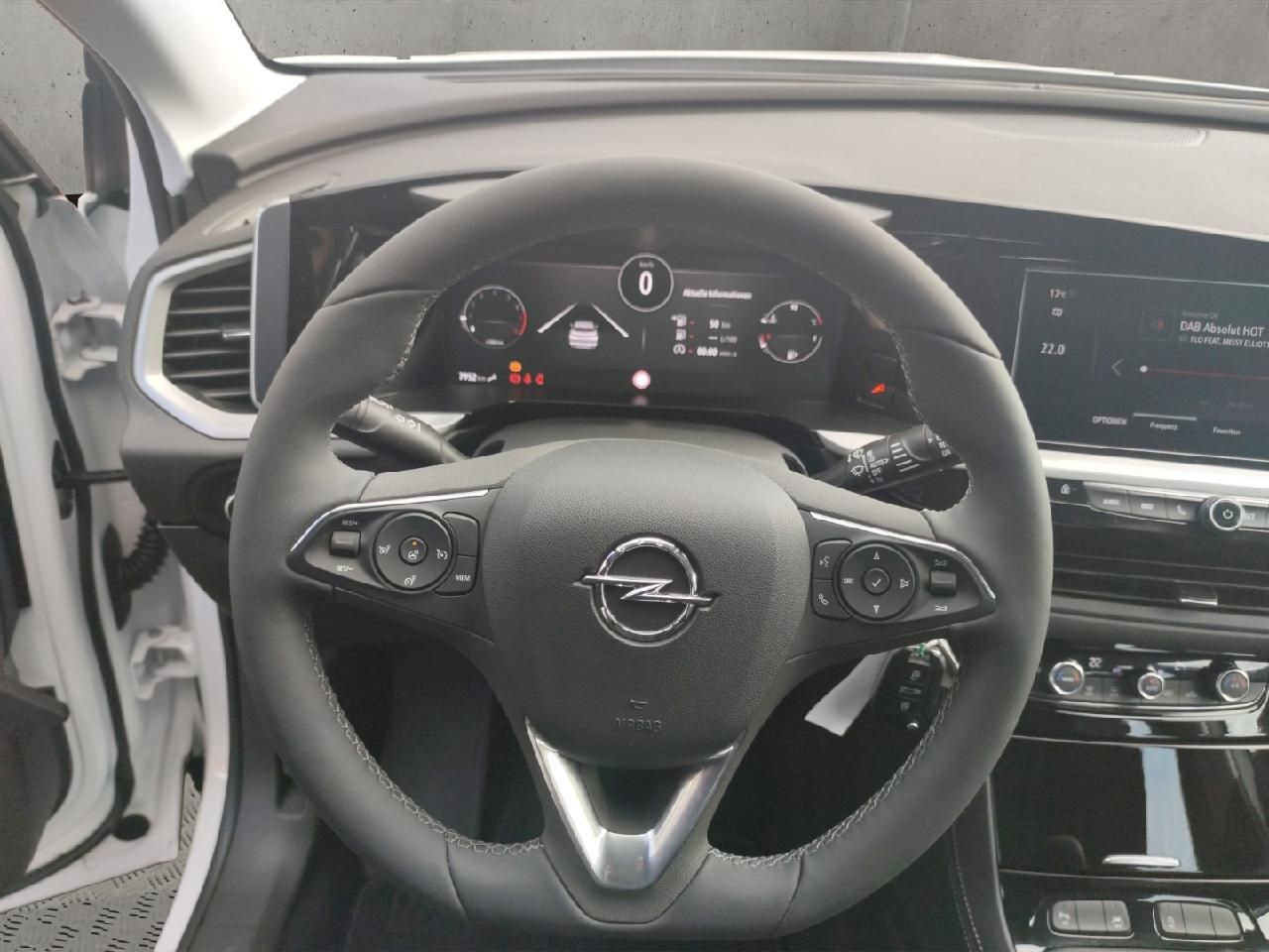 Fahrzeugabbildung Opel Grandland 1.2T GS - Sitz- Lenkradhzg., Klimaaut.