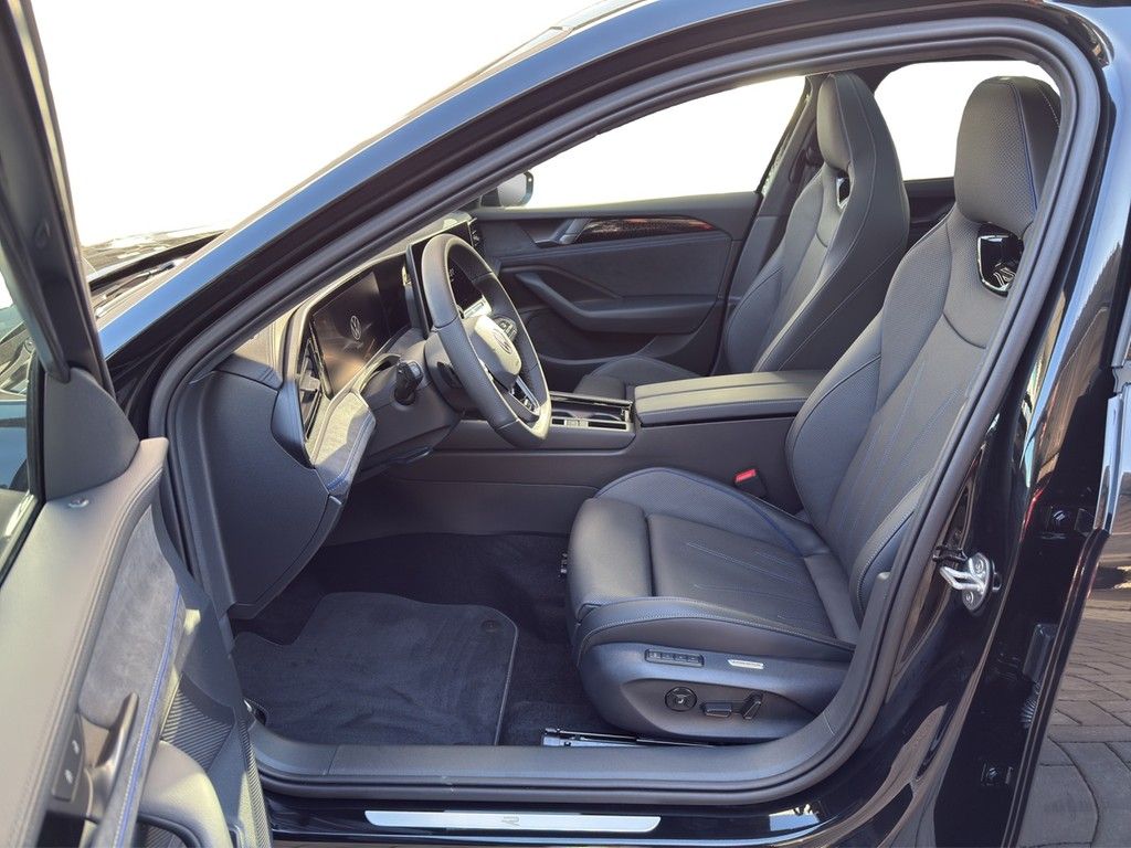 Volkswagen Passat 1.5 eHybrid DSG R-Line SIGNATURE DCC BLAC foto 11