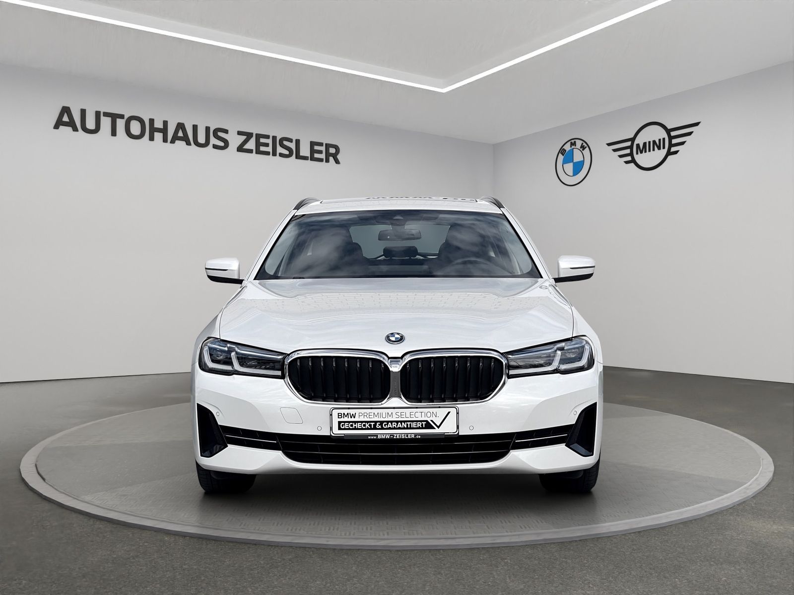 BMW 530e Touring Komfortsitze Leder Head-Up PanoDach foto 5