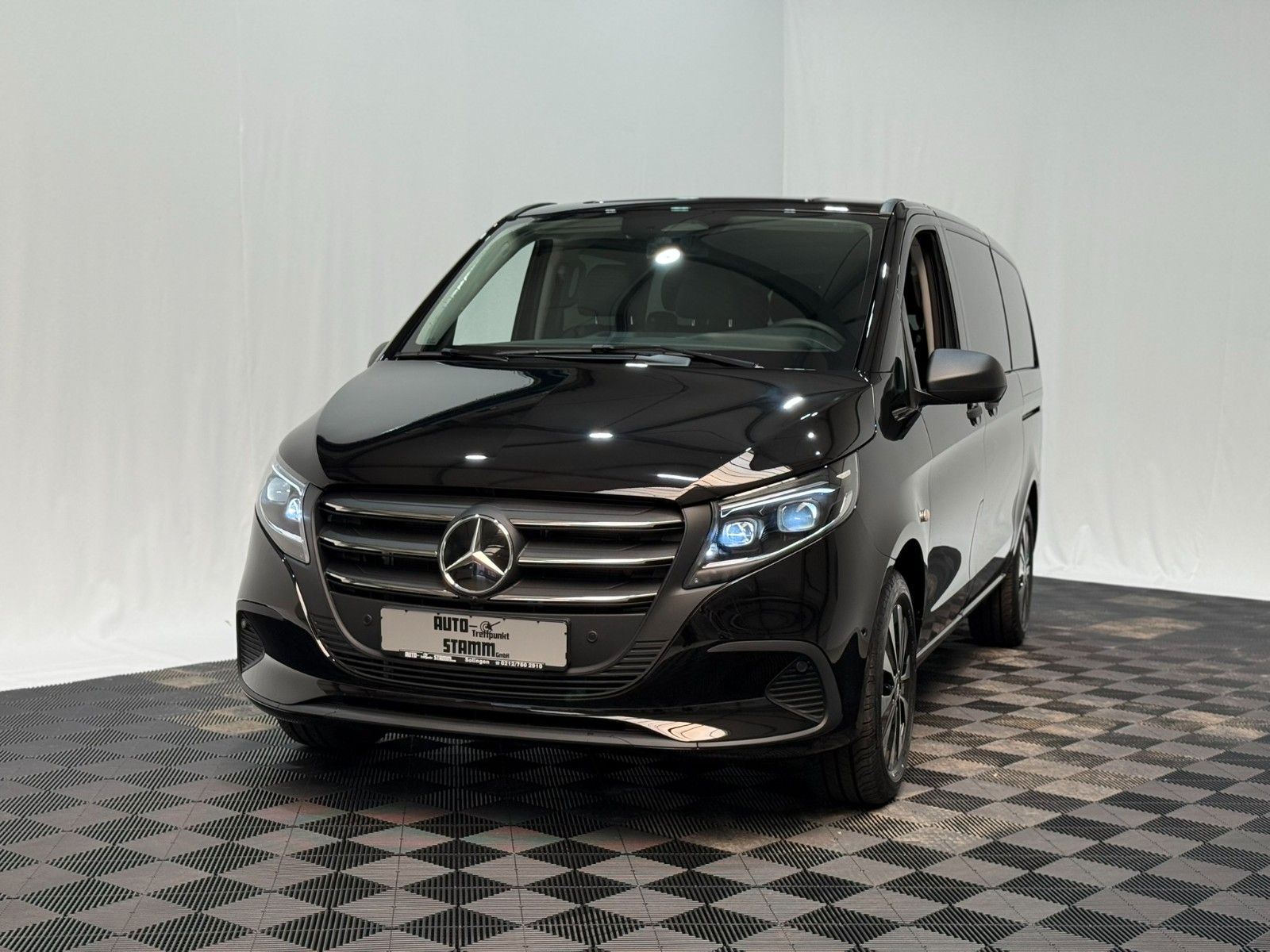 Fahrzeugabbildung Mercedes-Benz Vito Tourer 116 CDI RWD SELECT lang