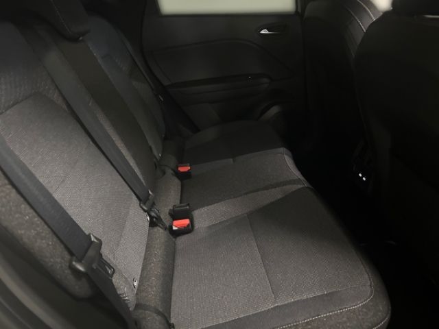 Fahrzeugabbildung Renault Captur Techno Mild Hybrid 160 EDC Winterpaket Na