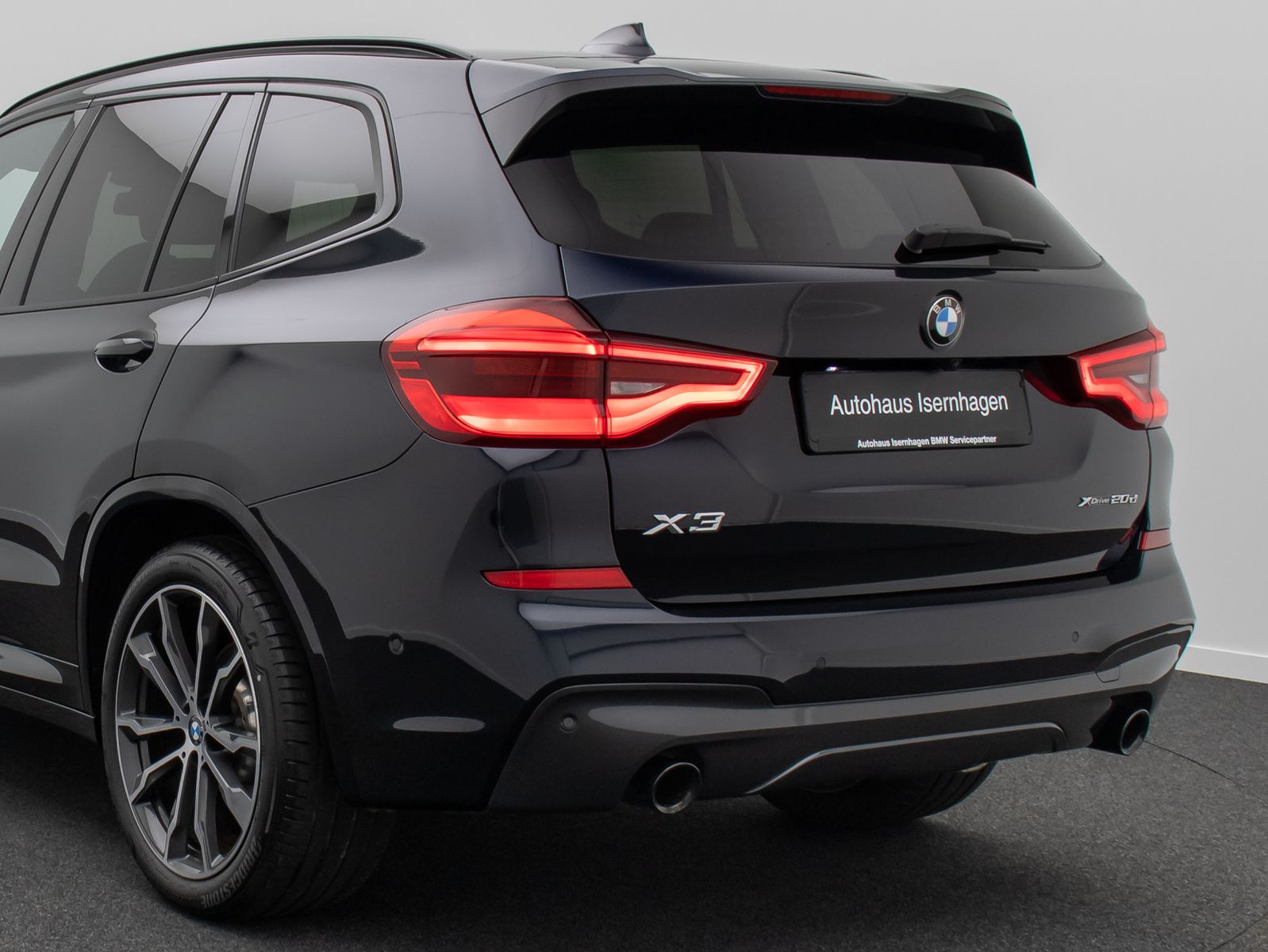 Fahrzeugabbildung BMW X3 xD20d M Sport ACC Kamera HUD DAB AHK Panorama