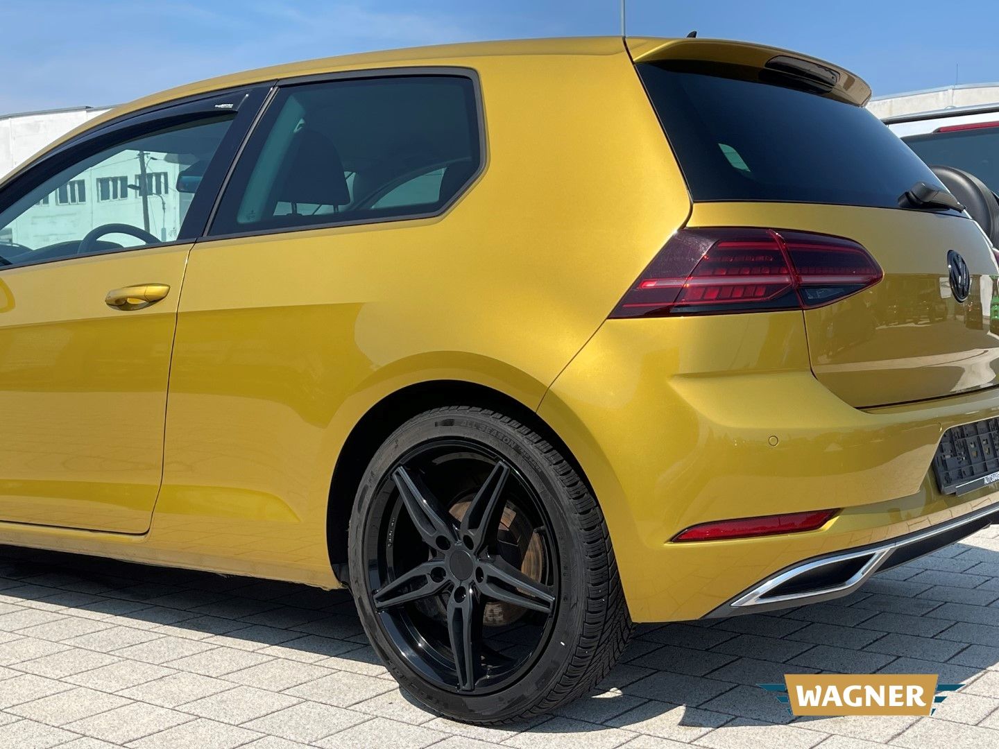 Fahrzeugabbildung Volkswagen Golf VII R-Line Comfortline  BMT 1.4 TSI