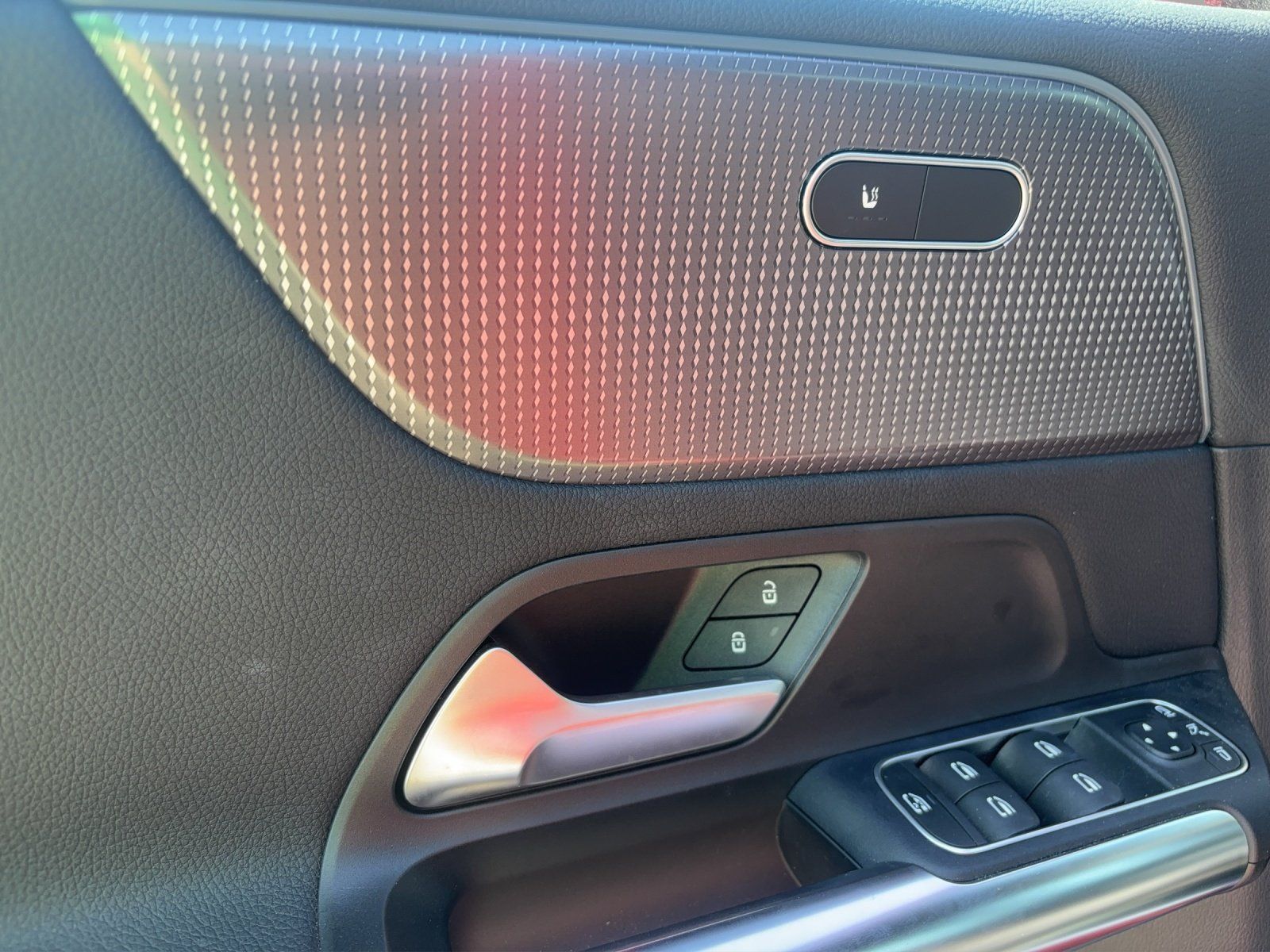 Fahrzeugabbildung Mercedes-Benz B 200 Progressive 7G MBUX Kamera LED VOLLDIGITAL