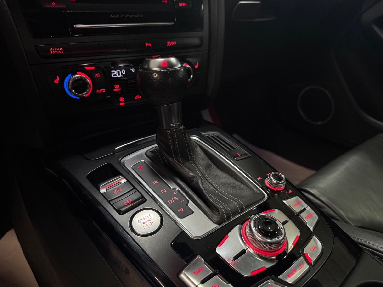 AUDI RS5 COUPE 4.2 FSI 450 ch 4X4 BVA - PHARES BI-XENON - CAMERA DE RECUL - TOIT OUVRANT