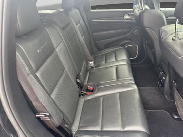 Jeep Grand Cherokee - 9