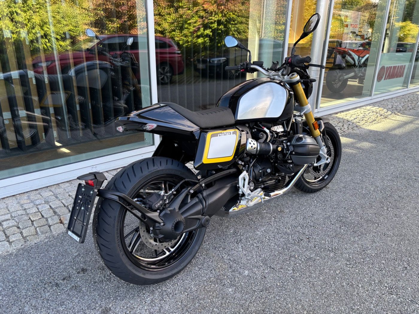 Fahrzeugabbildung BMW R 12 nine T The Tracker
