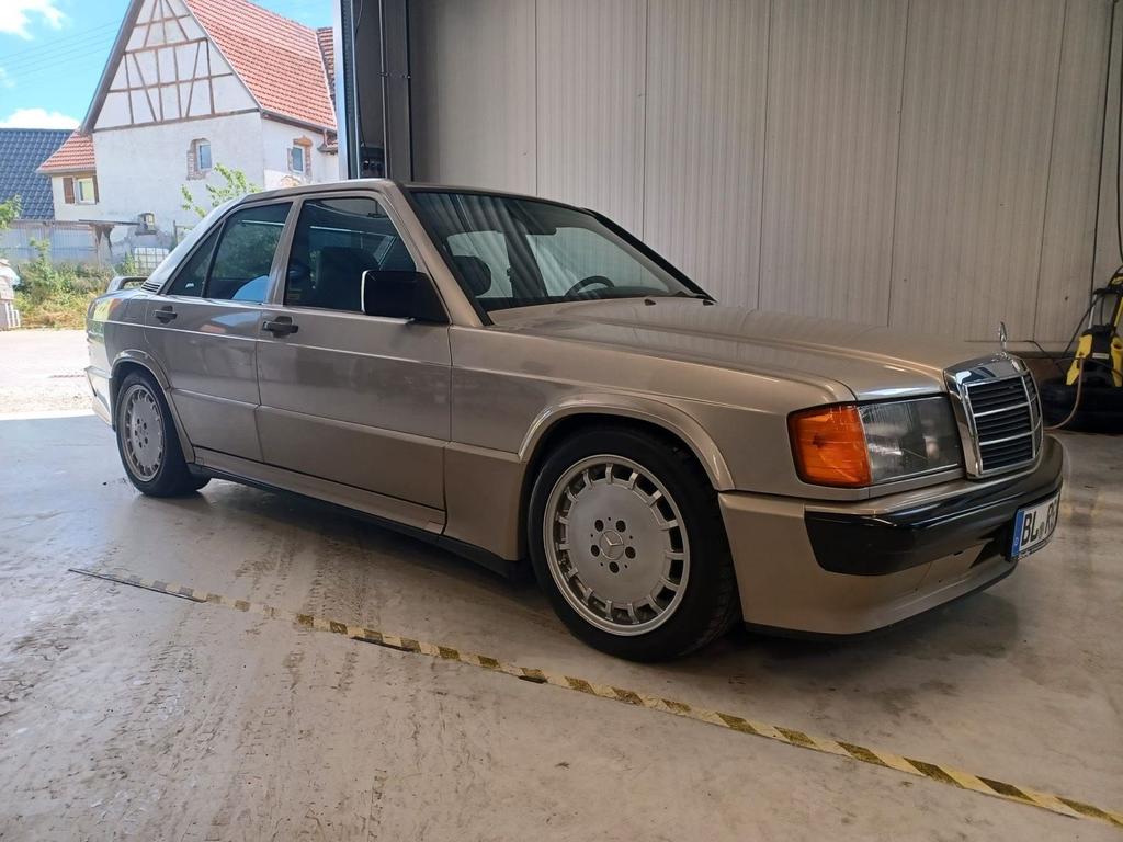 Mercedes-Benz 190