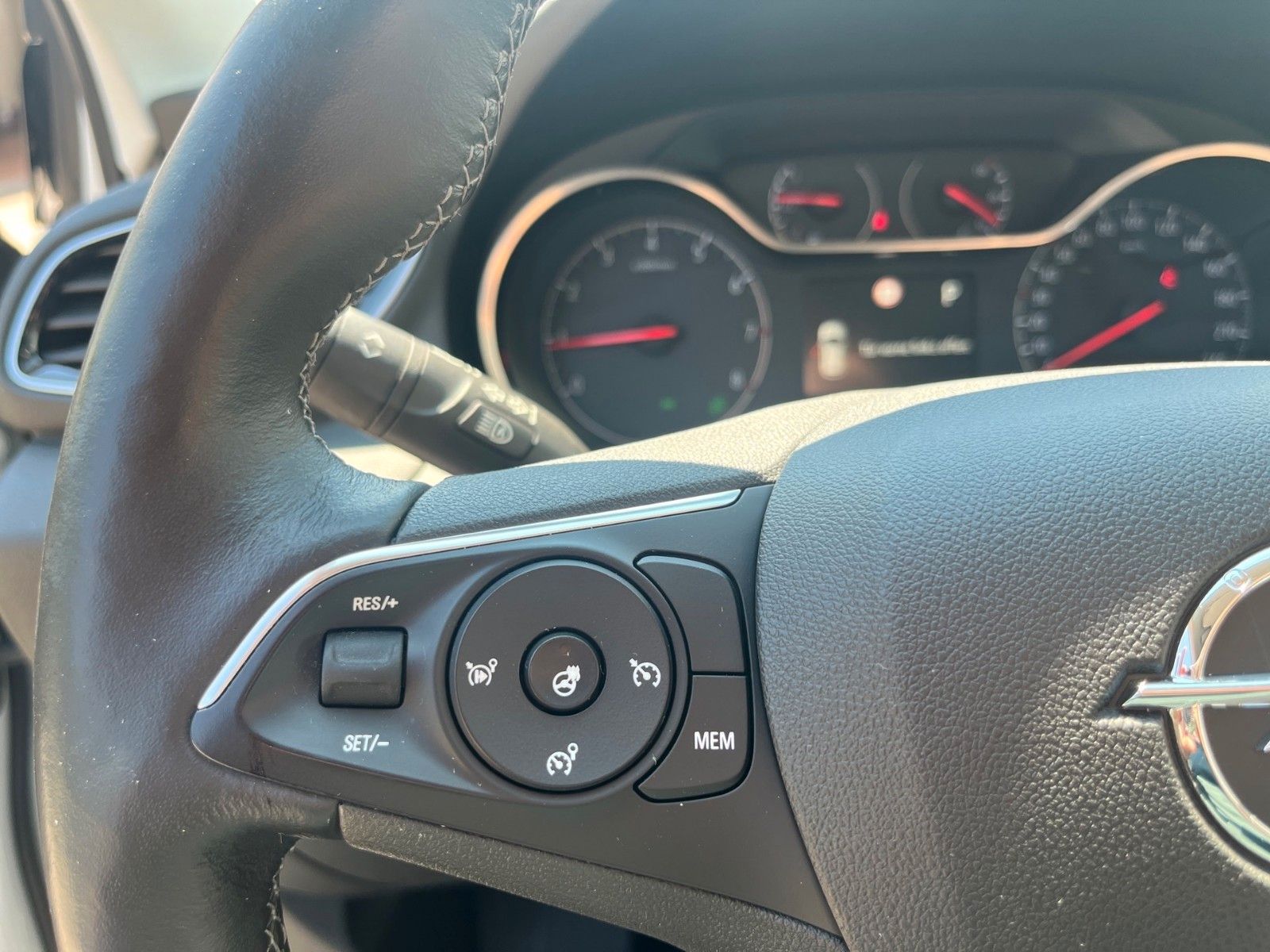 Opel Grandland (X) Innovation 1.2 Turbo – Bild 18