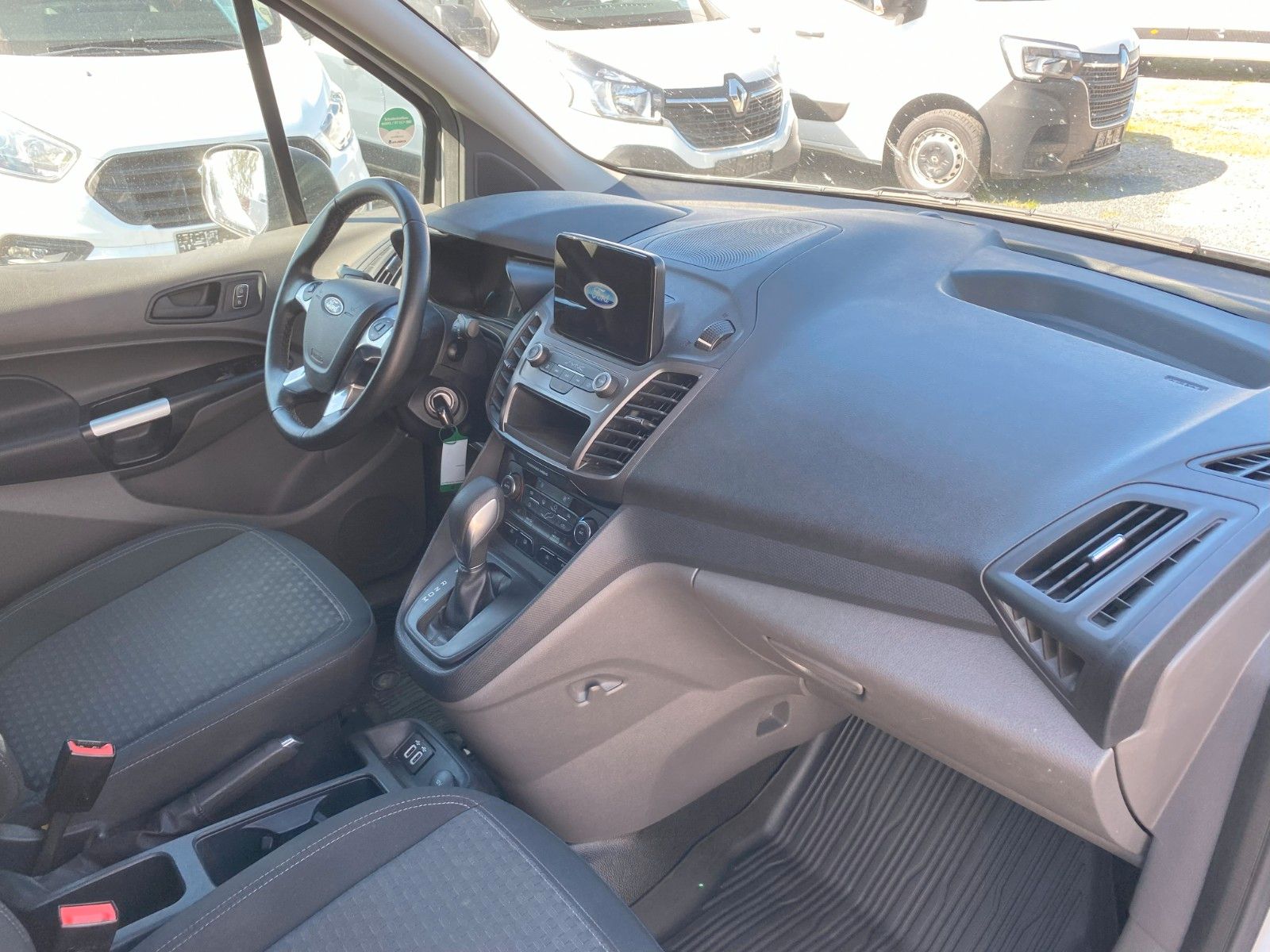 Fahrzeugabbildung Ford FORD Transit Connect 230 L2 S&S Autm.Trend,1Hd