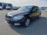 Skoda Octavia Elegance DSG *XENON*PDC*Teilleder*Sitzhg - Skoda Octavia Gebrauchtwagen in Mainz