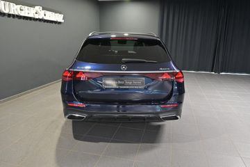 Mercedes E 220 - 12