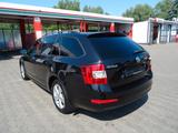 Skoda Octavia Combi Elegance*TÜV 03/2027* - Skoda Octavia: Combi Elegance
