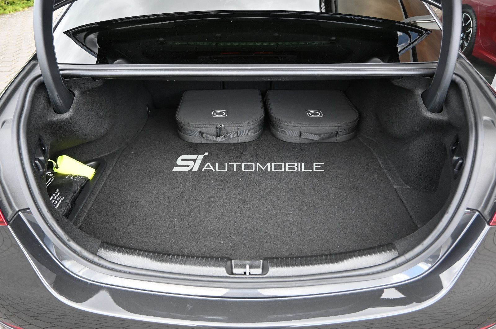 Fahrzeugabbildung Mercedes-Benz C 400 e 4Mat. AMG Line °UVP 100.026€°PANO°AHK°