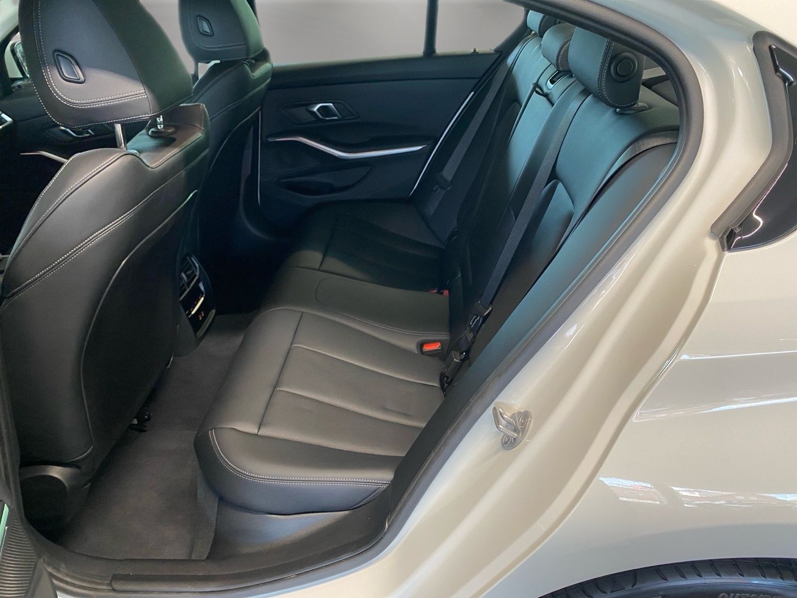 BMW 318 - Bild 13