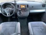 Volkswagen T5 Multivan Multivan Highline|7Sitze|Neue TÜV|NA - Volkswagen T5 Multivan: Sitze