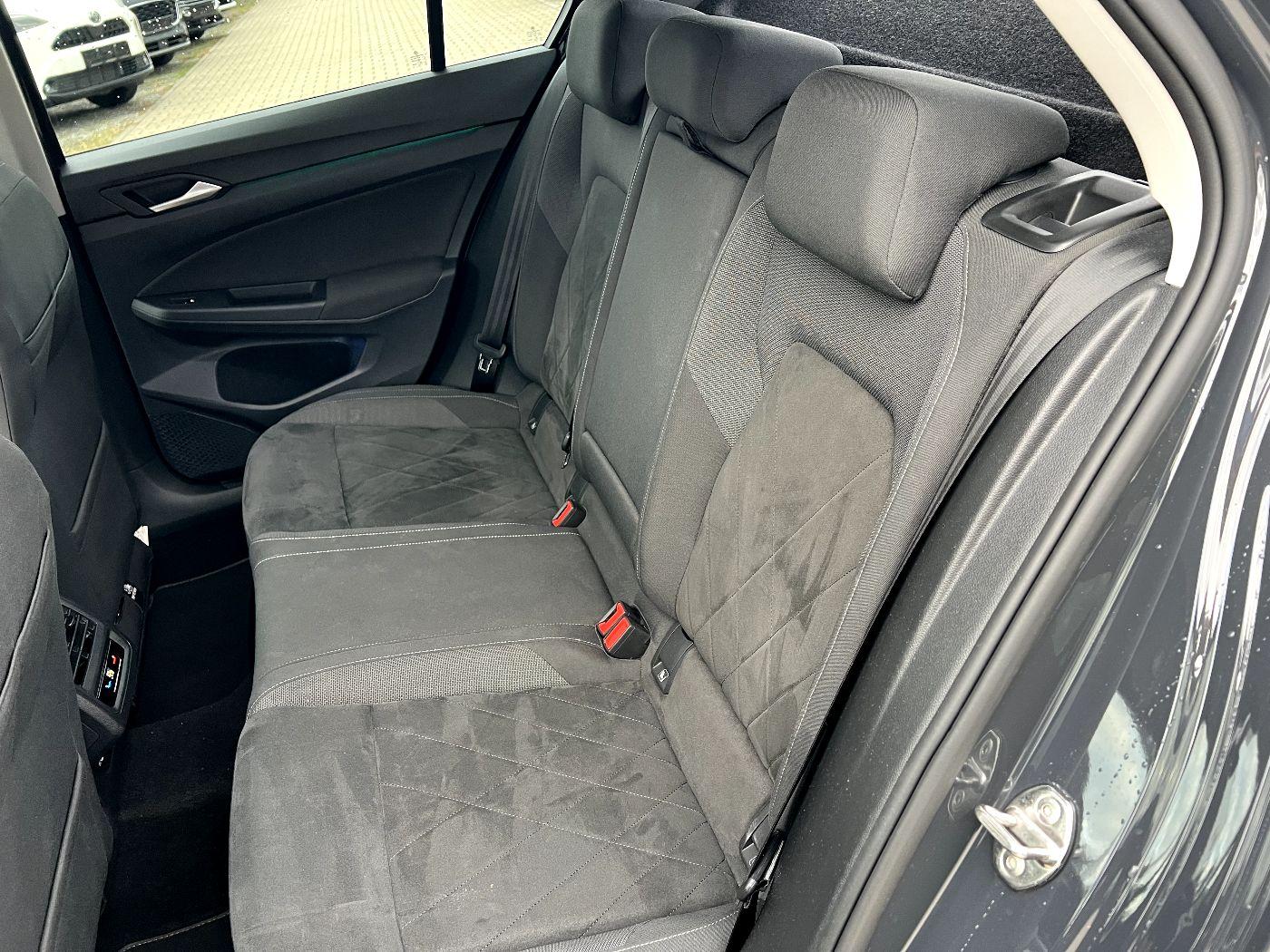 Volkswagen Golf VIII 2.0 TDI Life *LED Navi ACC Massage DAB, миниатюра 13