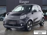 Smart ForTwo Exclusive Paket*Pano*22kw Bordlader*LED*+ - gebrauchte Smart ForTwo aus dem Jahr 2023
