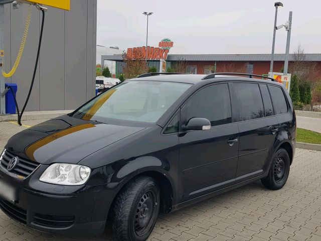 Volkswagen VW Touran 2.0 Diesel 7 Sitzer