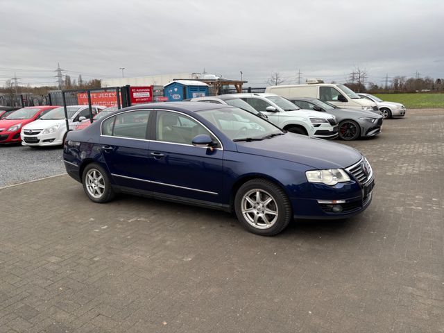 Volkswagen Passat Lim. Highline*NAVI*SCHIEBEDACH*