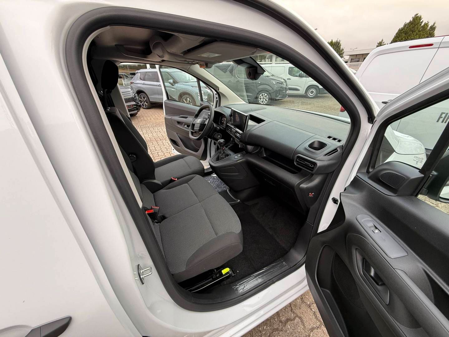 Fahrzeugabbildung Fiat Doblo XL