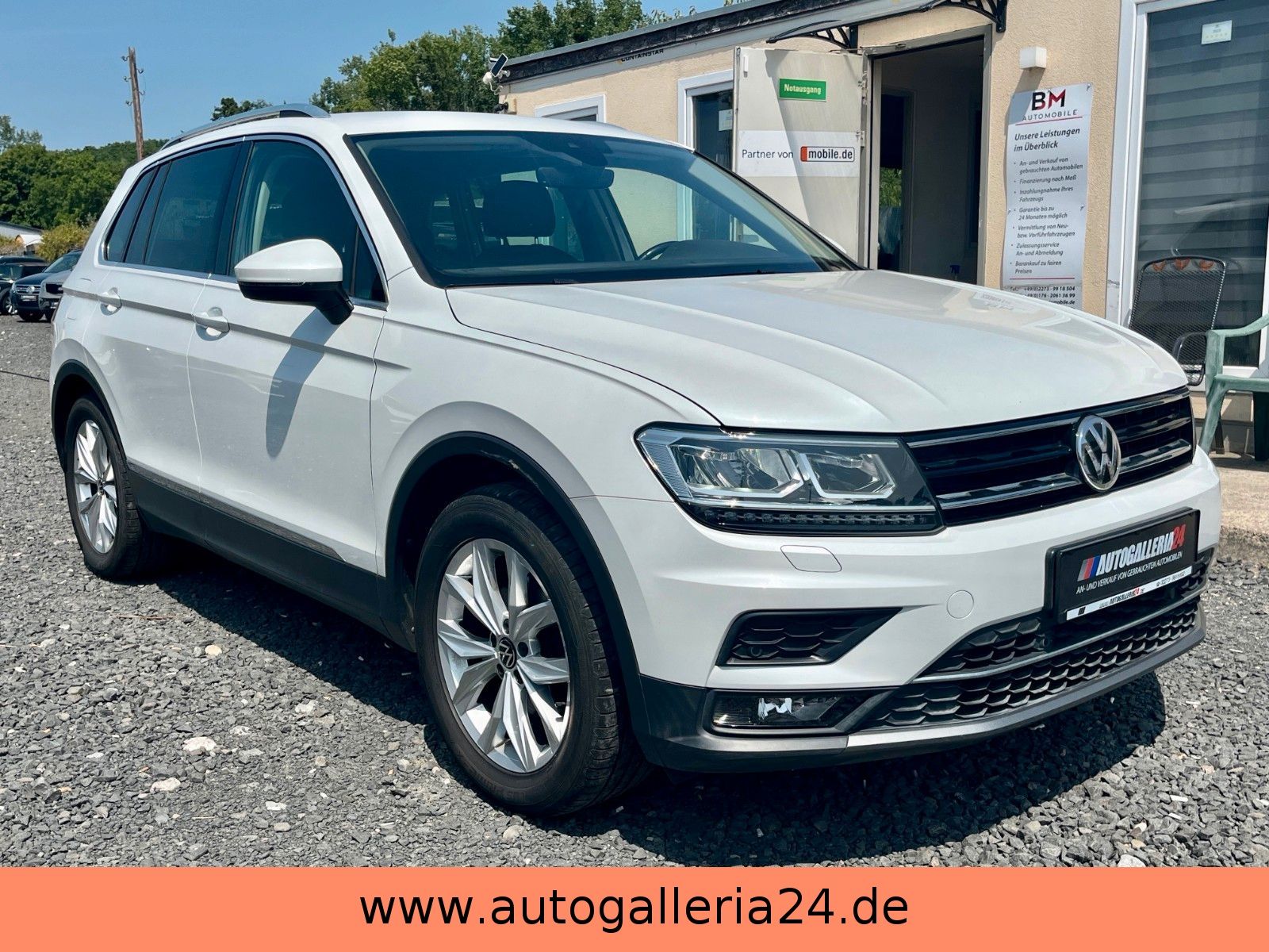 Fahrzeugabbildung Volkswagen Tiguan 2.0 TDI HIGHLINE Navi AHK LED ACC Alcanta