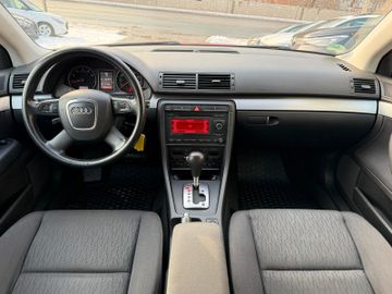 Bild 9 Audi A4 Avant 2.0