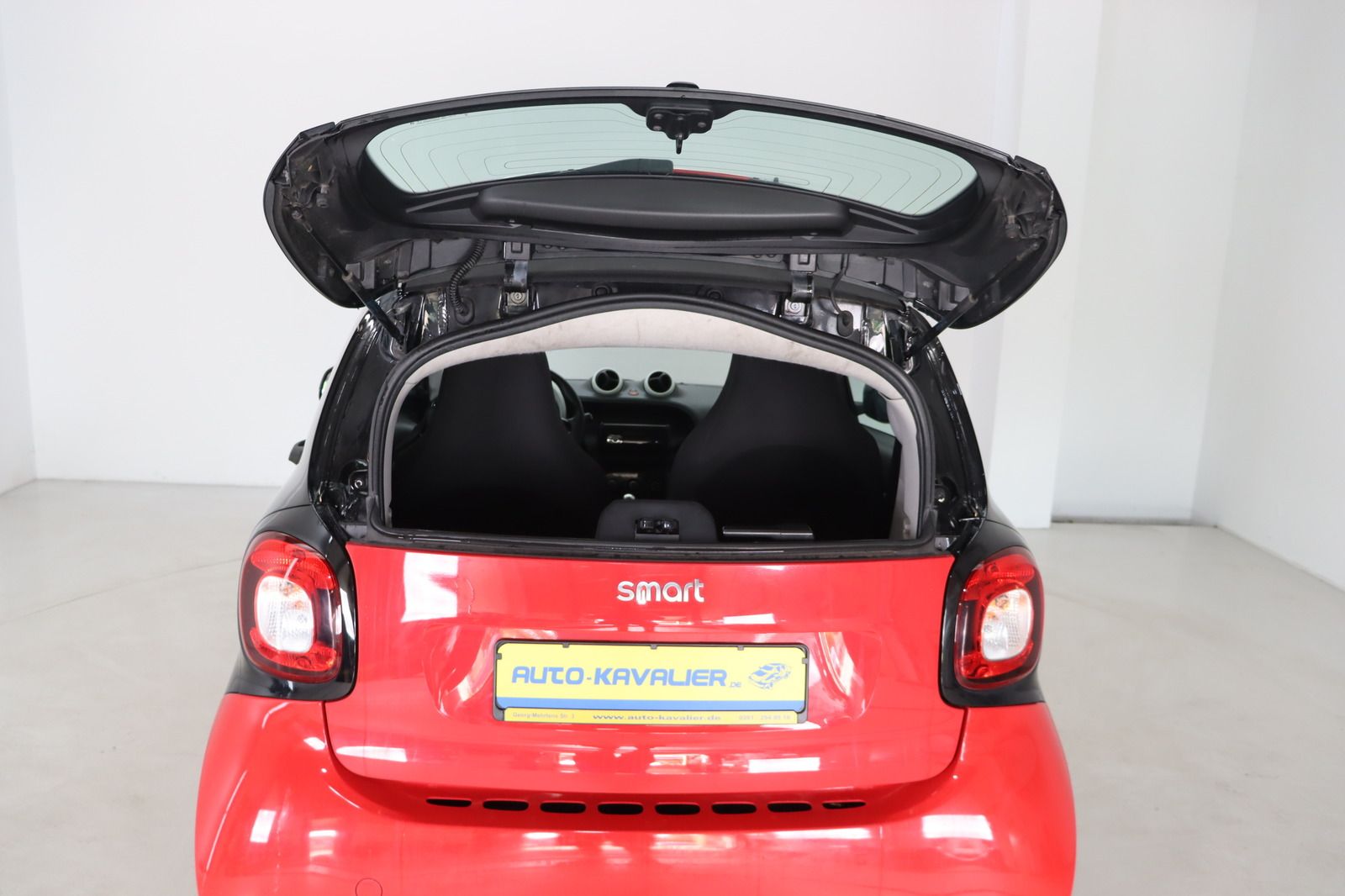 Fahrzeugabbildung Smart fortwo coupe * Navi * 1. Hand * HU/AU bis 04.27