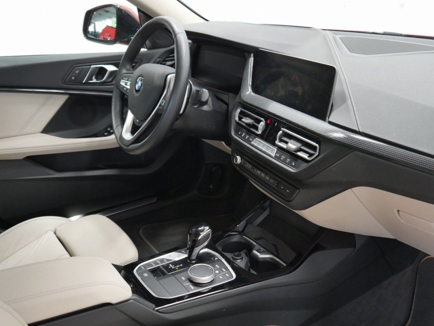 Fahrzeugabbildung BMW 220i elektr. Sitzverstellung mit Memory, Head-Up