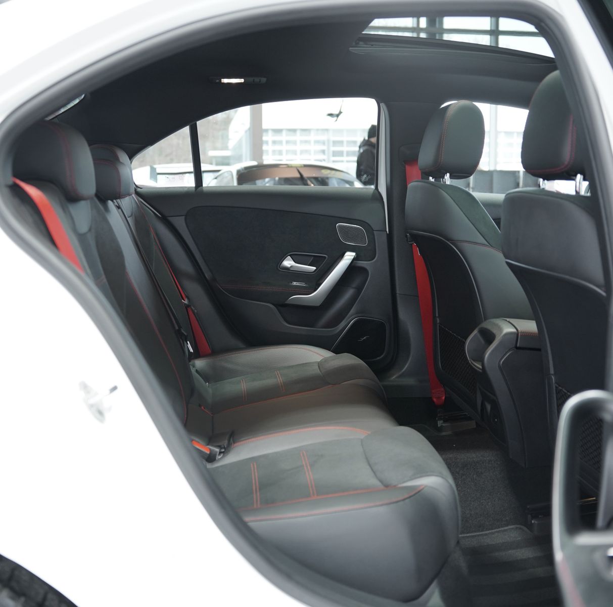 Mercedes Benz A 35 Amg